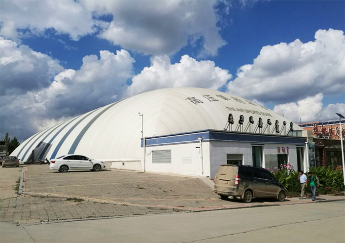 反吊式膜結(jié)構(gòu)